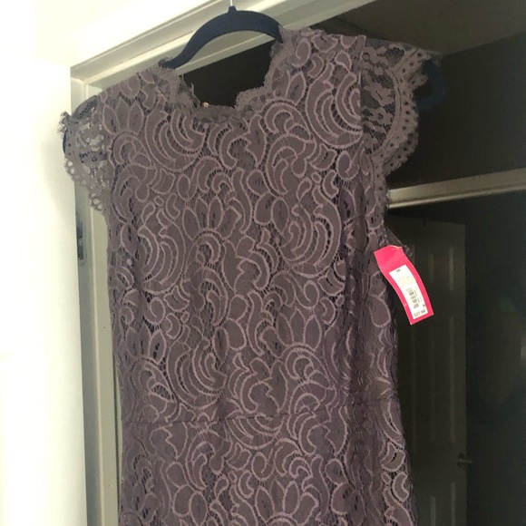 Beautiful plum lace over nude lining - BNWT “Med” - Picture 2 of 9